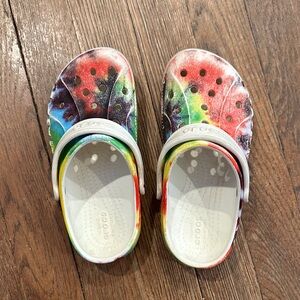 CROCS Kids' Multicolor Tie-Dye Clogs